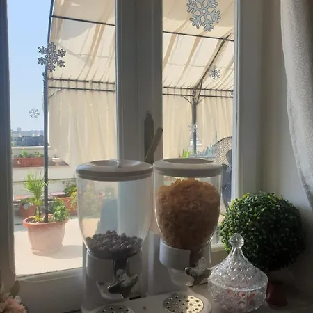 Ganaj La Terrazza Di Ganaj Frühstückspension *