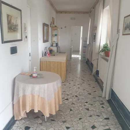 Ganaj La Terrazza Di Ganaj לינה וארוחת בוקר 3*